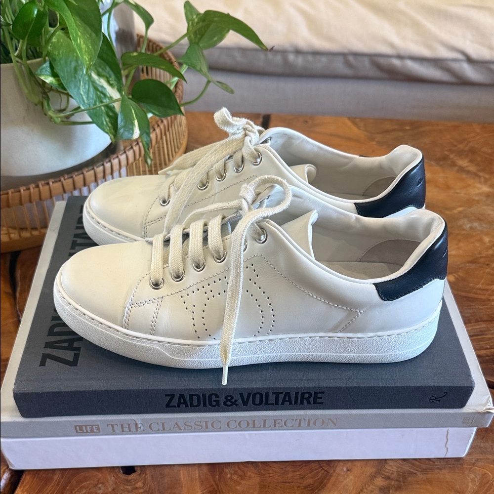Salvatore Ferragamo Women's Pierre Low Top Sneakers - Picture 2 of 8